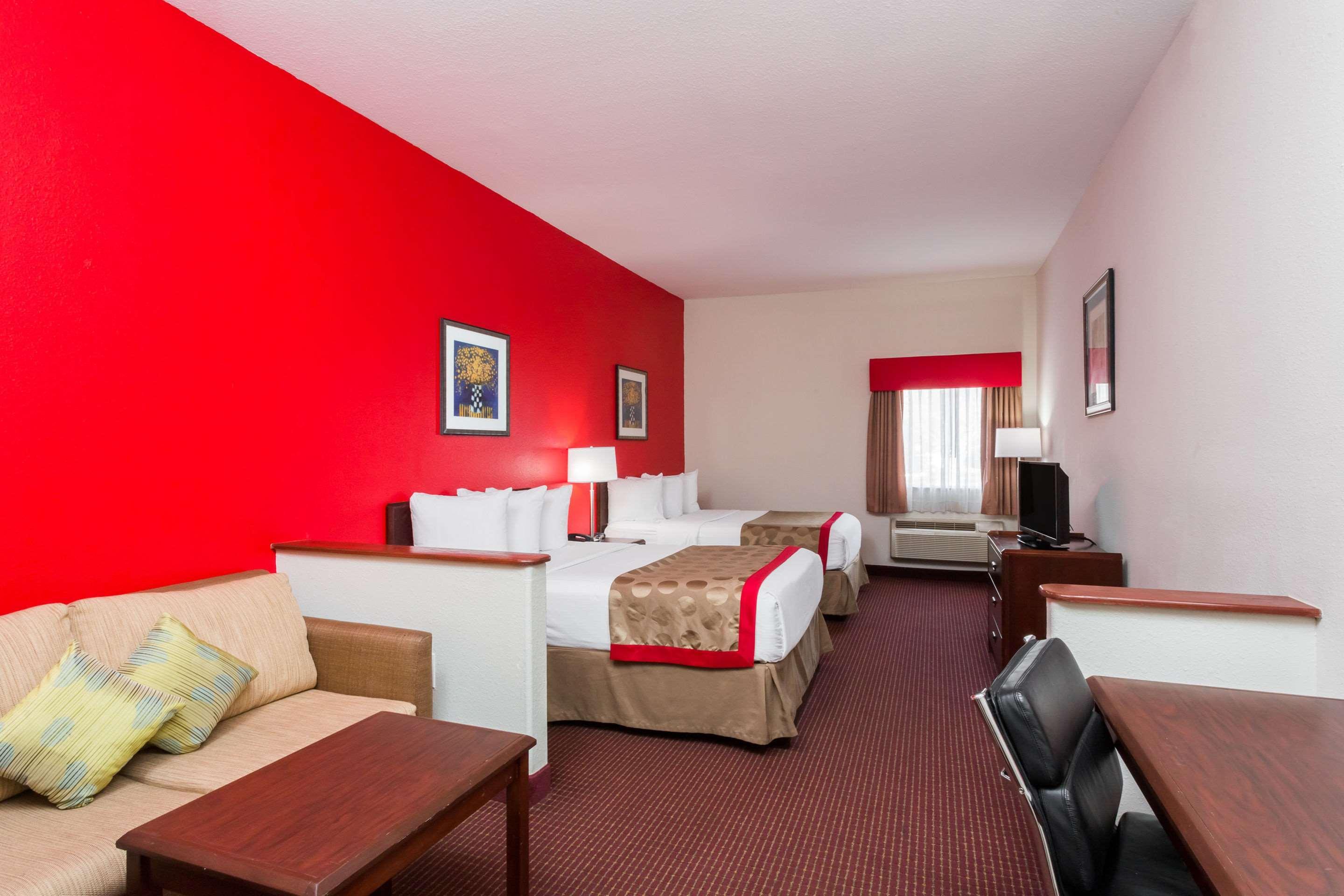Quality Inn Zephyrhills-Dade City Extérieur photo