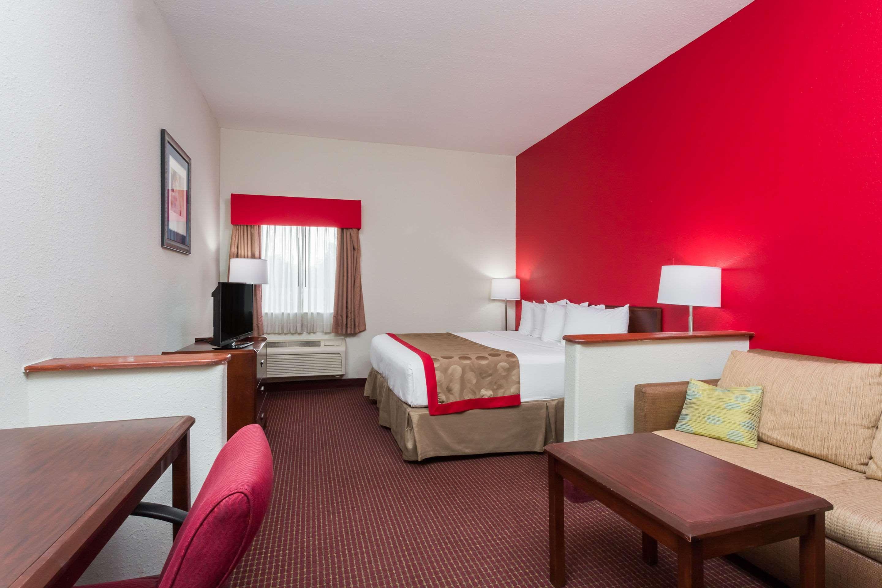 Quality Inn Zephyrhills-Dade City Extérieur photo