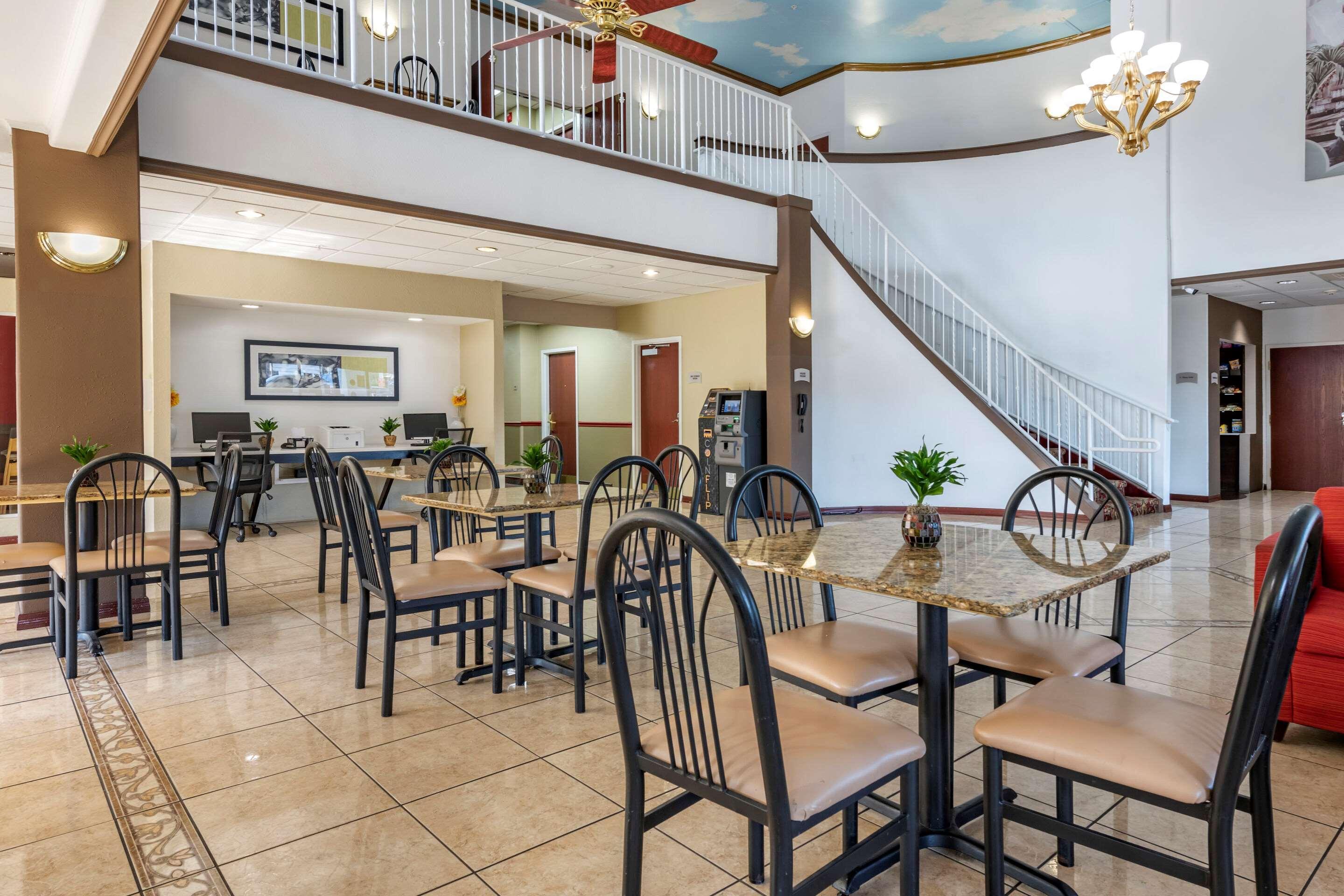 Quality Inn Zephyrhills-Dade City Extérieur photo