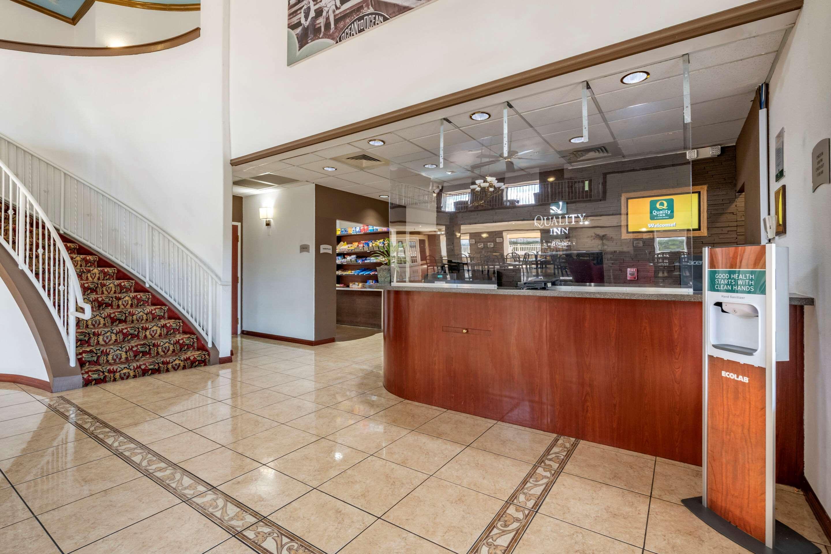 Quality Inn Zephyrhills-Dade City Extérieur photo