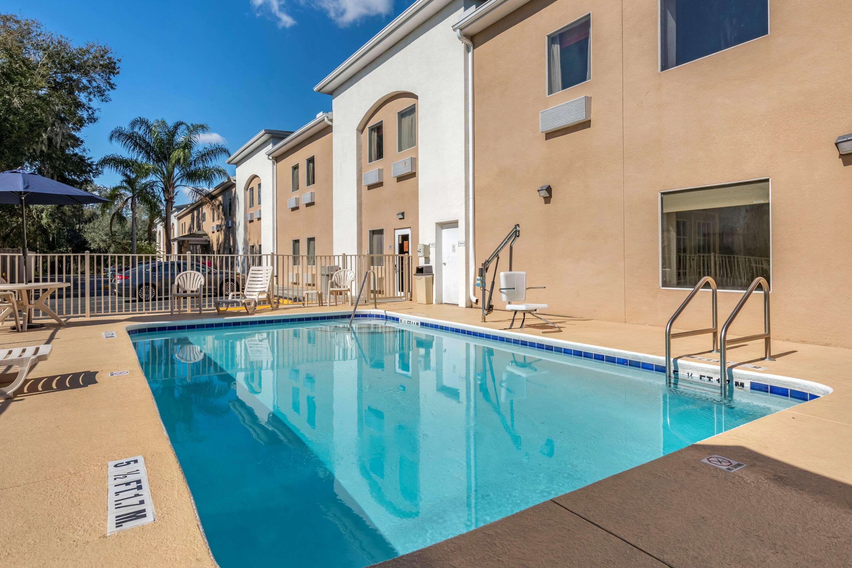 Quality Inn Zephyrhills-Dade City Extérieur photo