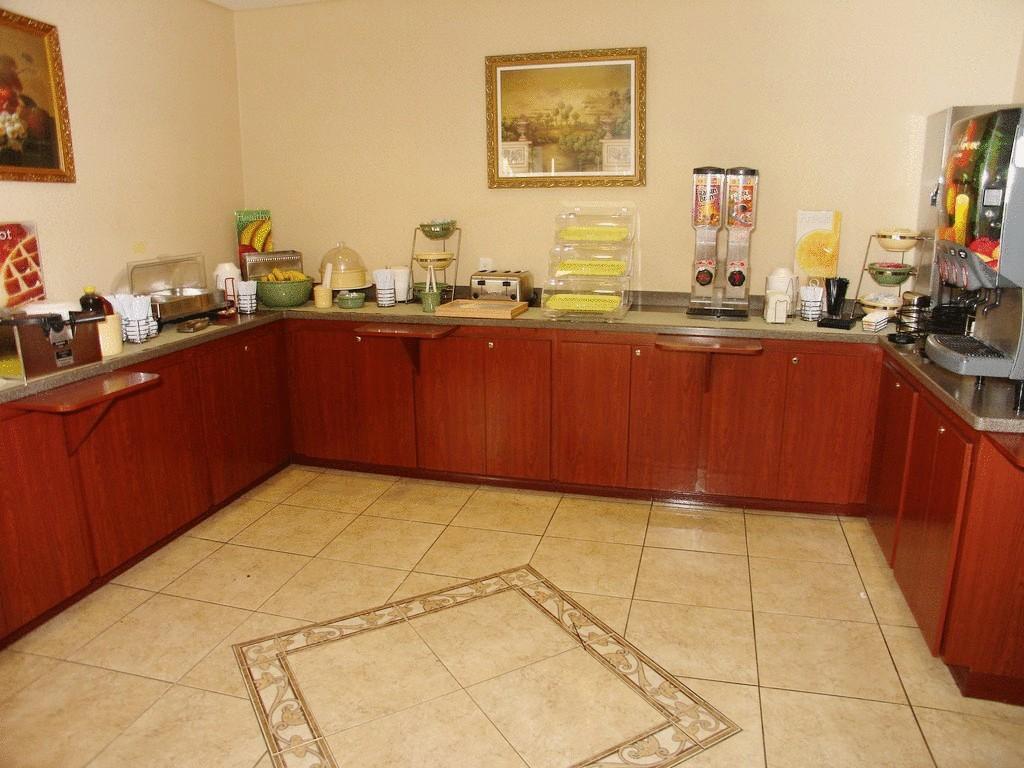 Quality Inn Zephyrhills-Dade City Extérieur photo